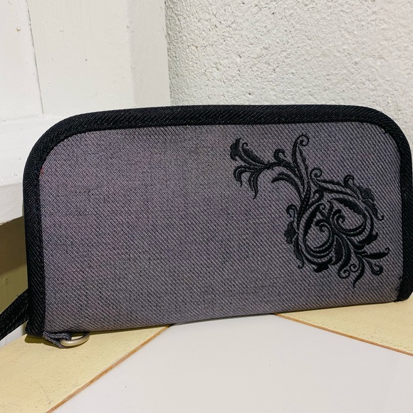 REI Bags Rei Black Cloth Wallet Zip Around Embroidered Carry All